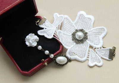 White Lace Pearl Rose Bracelet SD00226
