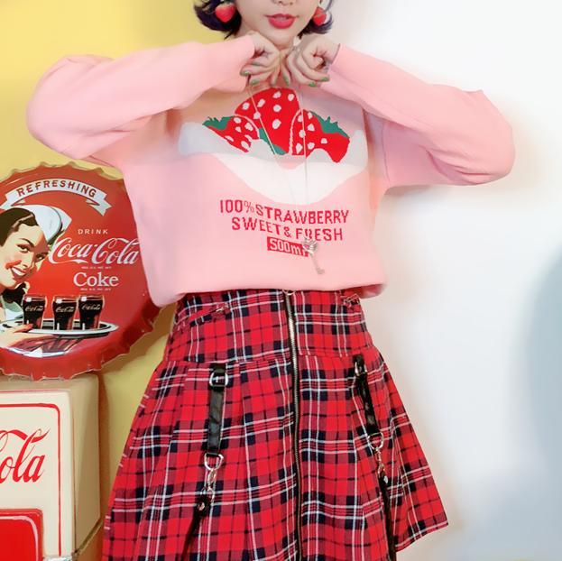 100% Strawberry Sweater SD00462