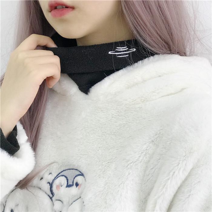 Planet Embroidered Collar Sweater SD00358