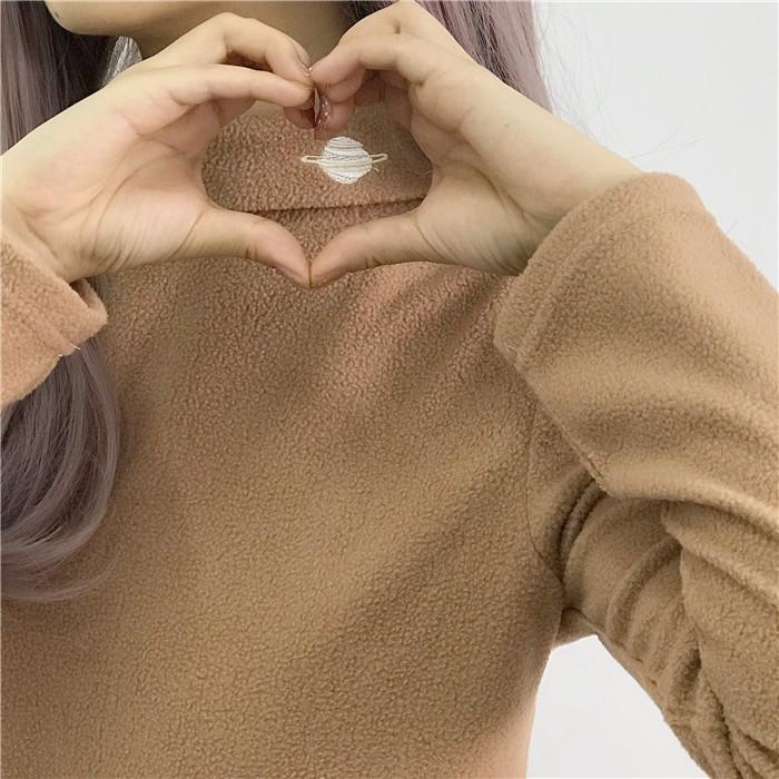 Planet Embroidered Collar Sweater SD00358