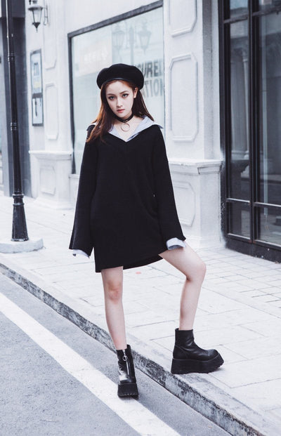 Woolen Horn Sleeved V-neck Sweater Dress SD02074